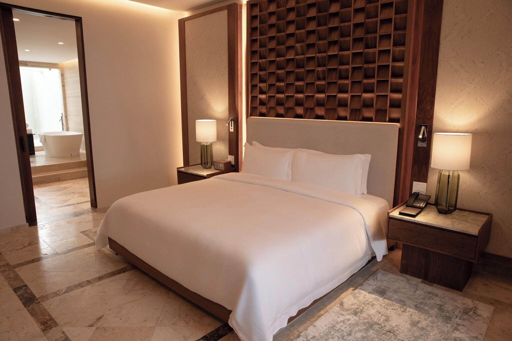 Suite, Ocean Front