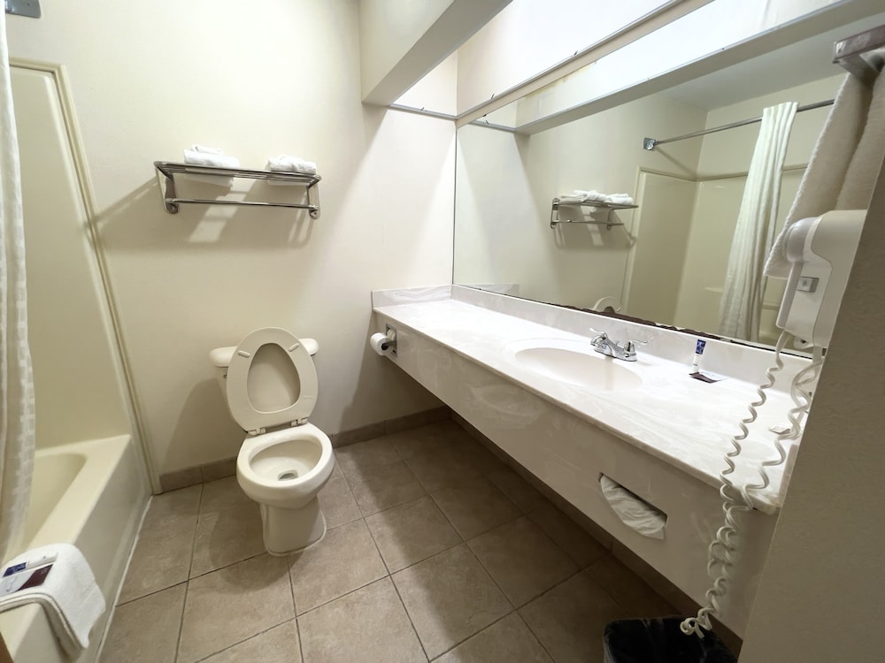 Quality Inn & Suites Kilgore-Longview 54/60