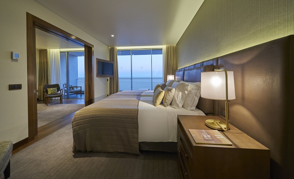Room at Les Suites At The Cliff Bay, FUNCHAL