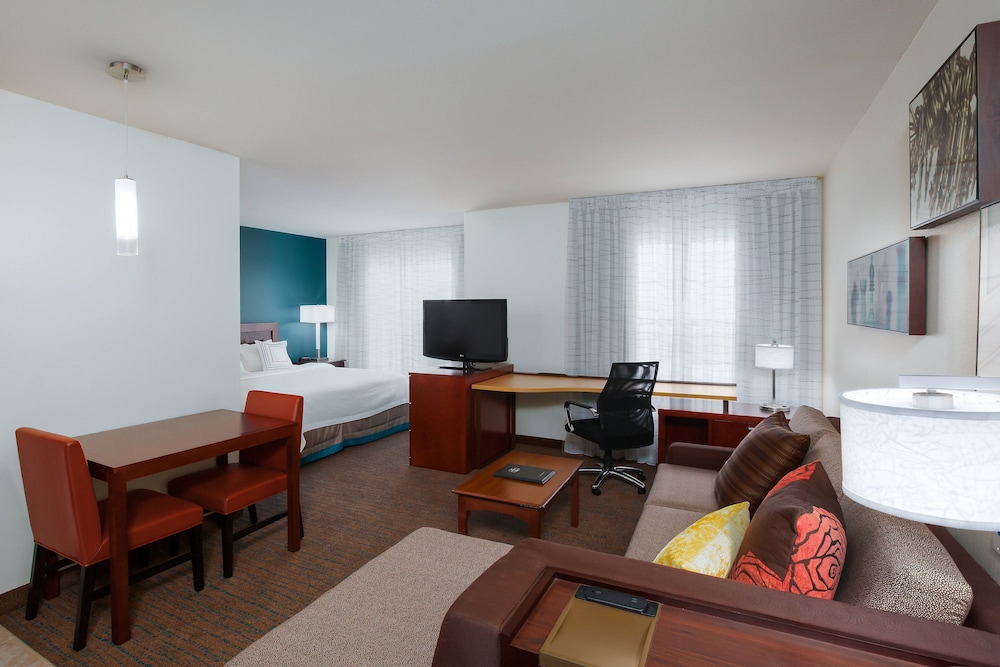 Residence Inn by Marriott Laredo Del Mar 15/26