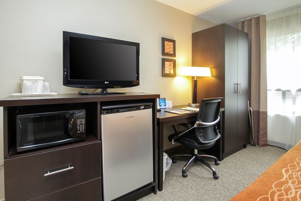 Comfort Inn Cornwall, ON 36/41