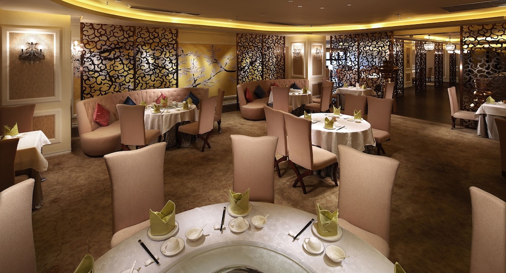Lia Charlton Hotel Shenzhen 38/48