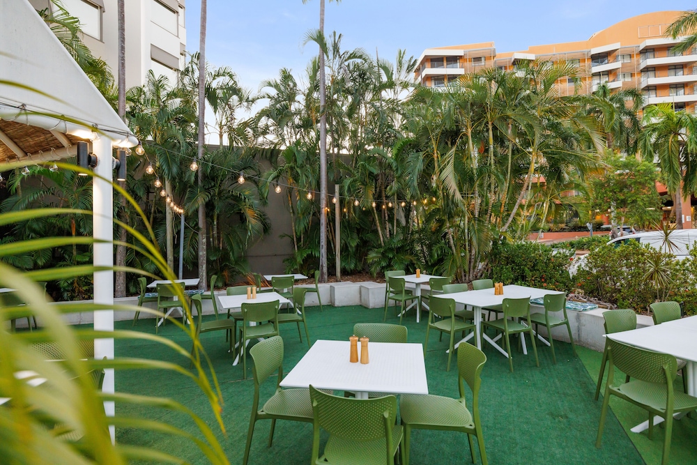 Novotel Darwin CBD 62/64