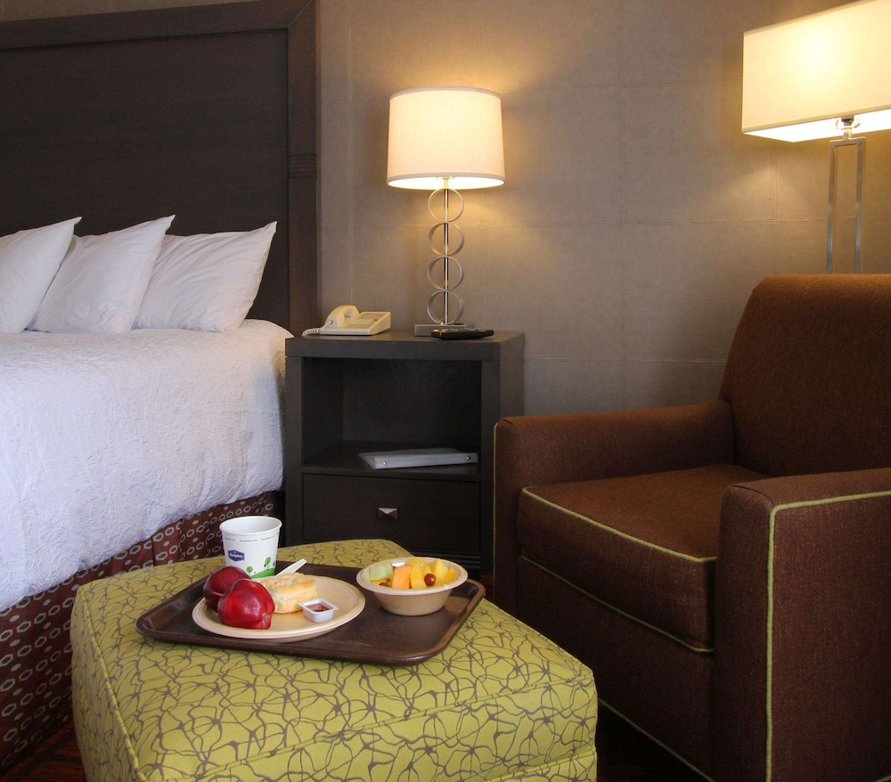 Hampton Inn Durango Co 48/64