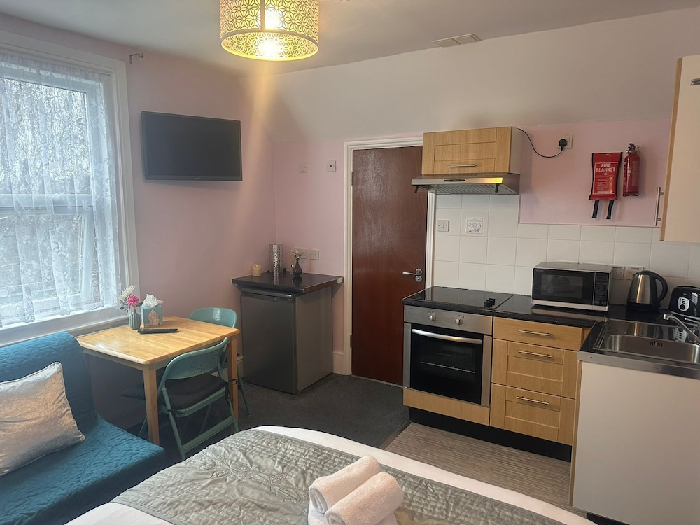 United Lodge Hotel Apartments 23/35
