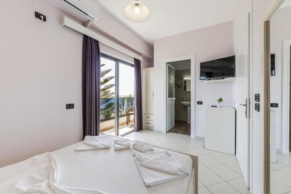Hotel Kompleks Joni 12/50