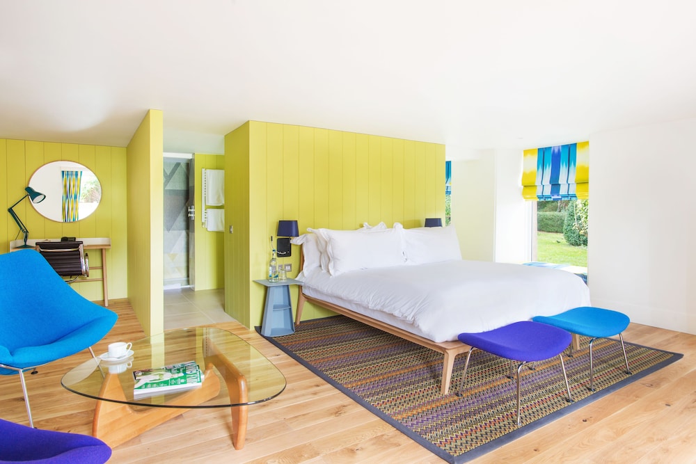 Cowley Manor 16/58