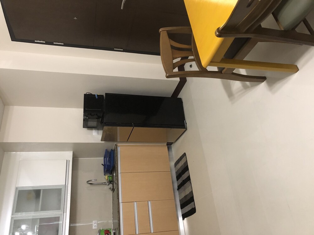 Favila Condotel Unit At 101 Newport Boulevard 19/26