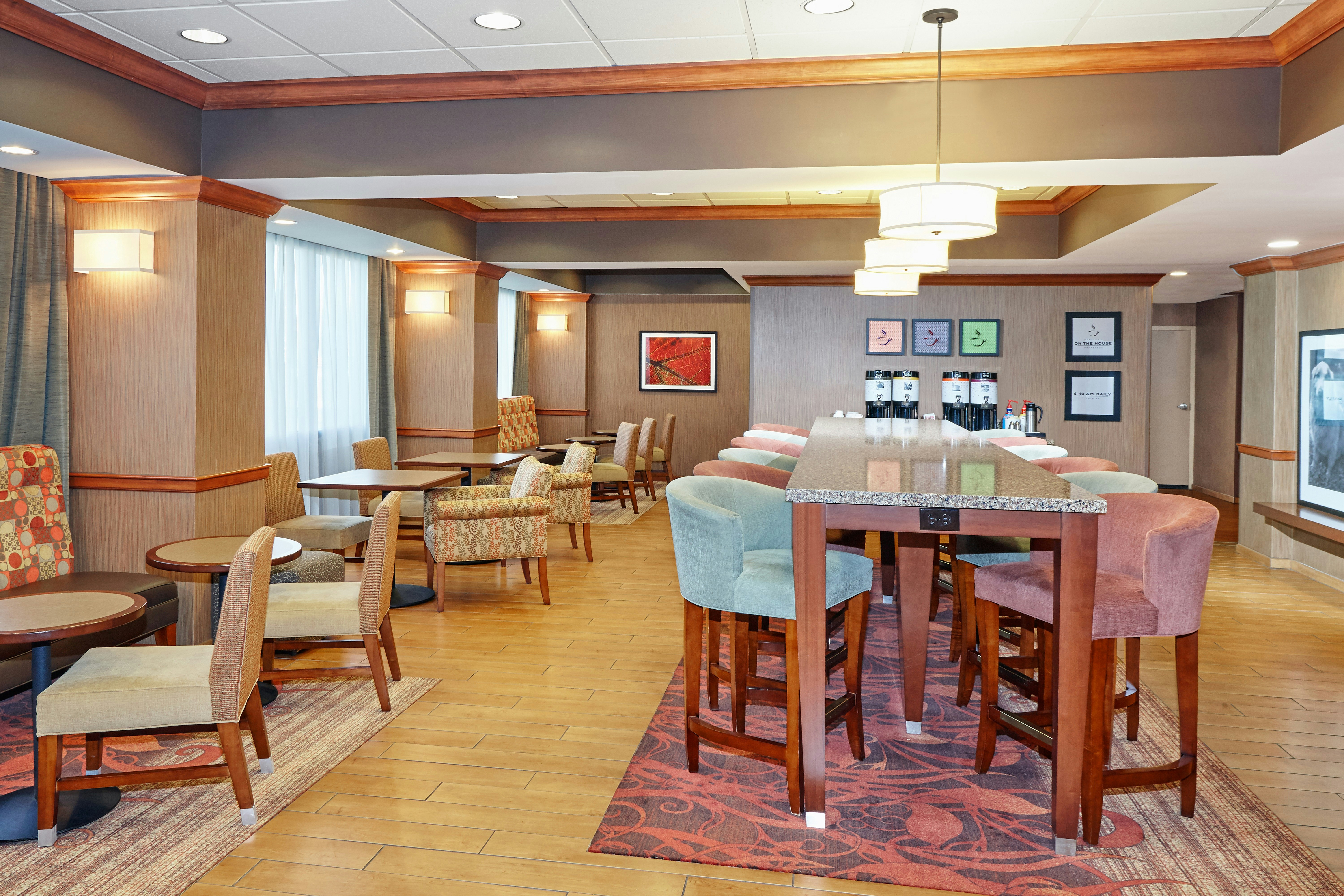 Hampton Inn Lafayette Hotel 13/14