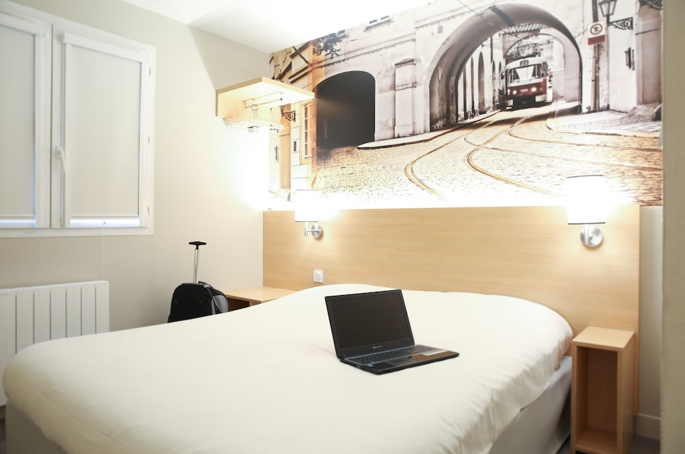 INN DESIGN HOTEL CHATEAUBRIANT 5/37