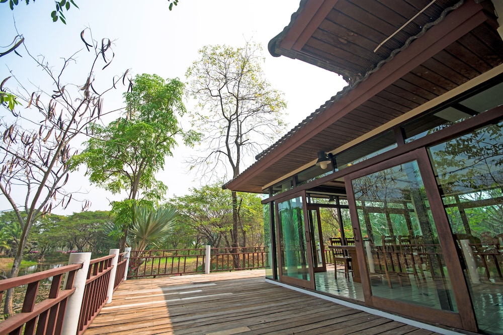 Tak Andaman Resort & Hotel 38/53
