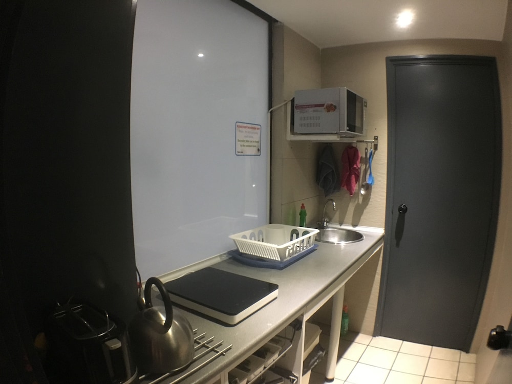 Alternative Creative Youth Hostel Barcelona 49/50