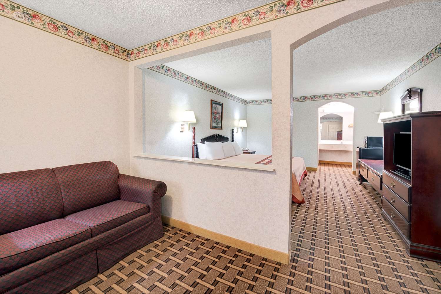 Super 8 by Wyndham Dallas South 11/15