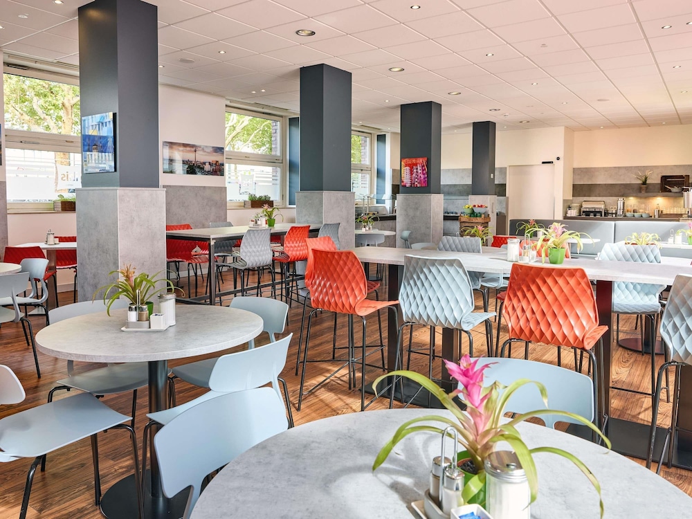 Ibis Dusseldorf Hauptbahnhof 54/67
