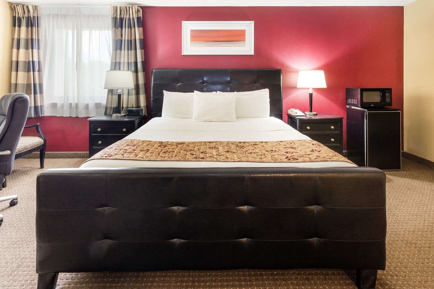 Ramada By Wyndham Bettendorf 5/17