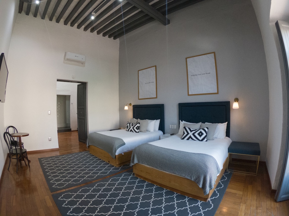 Hotel Markee 18/50