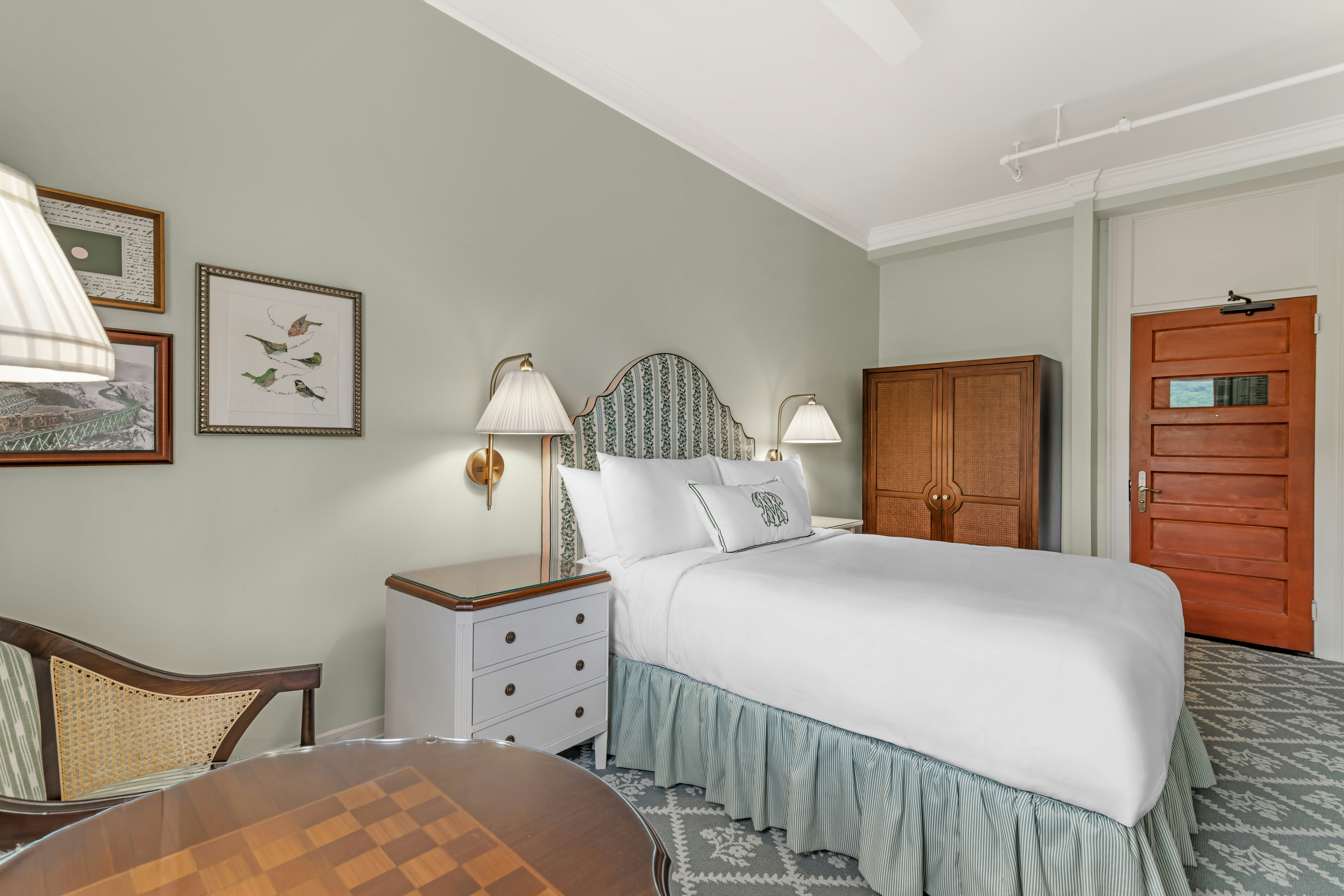 1 Bedroom, Family Suite, Parlor
