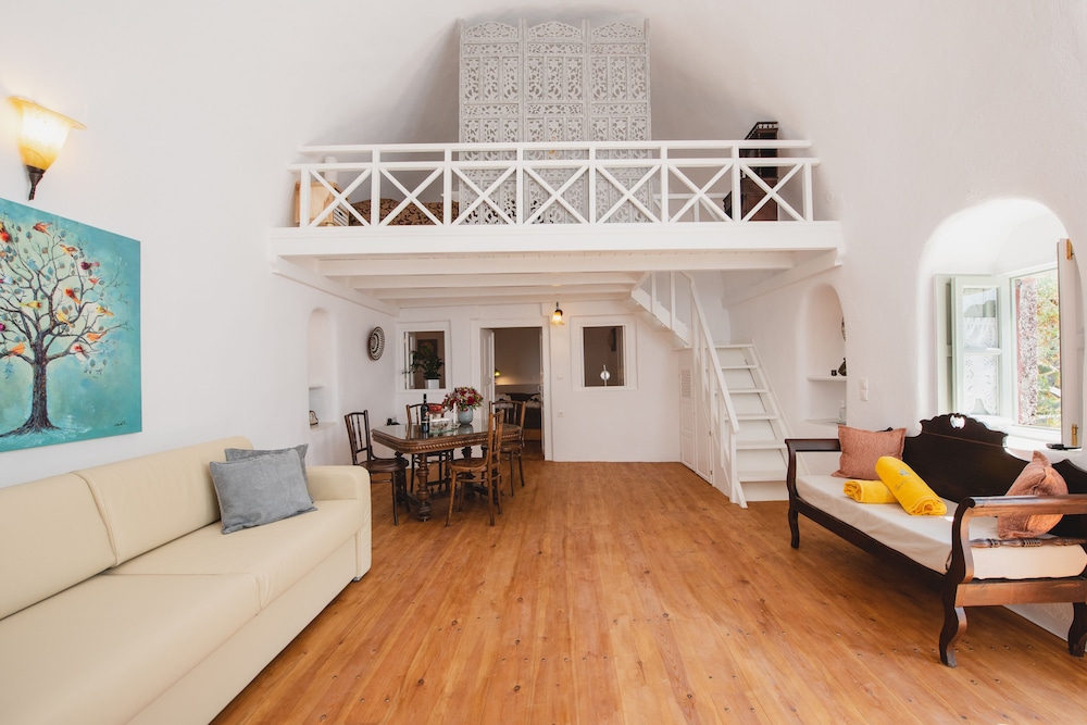 Fanari Villas 32/50