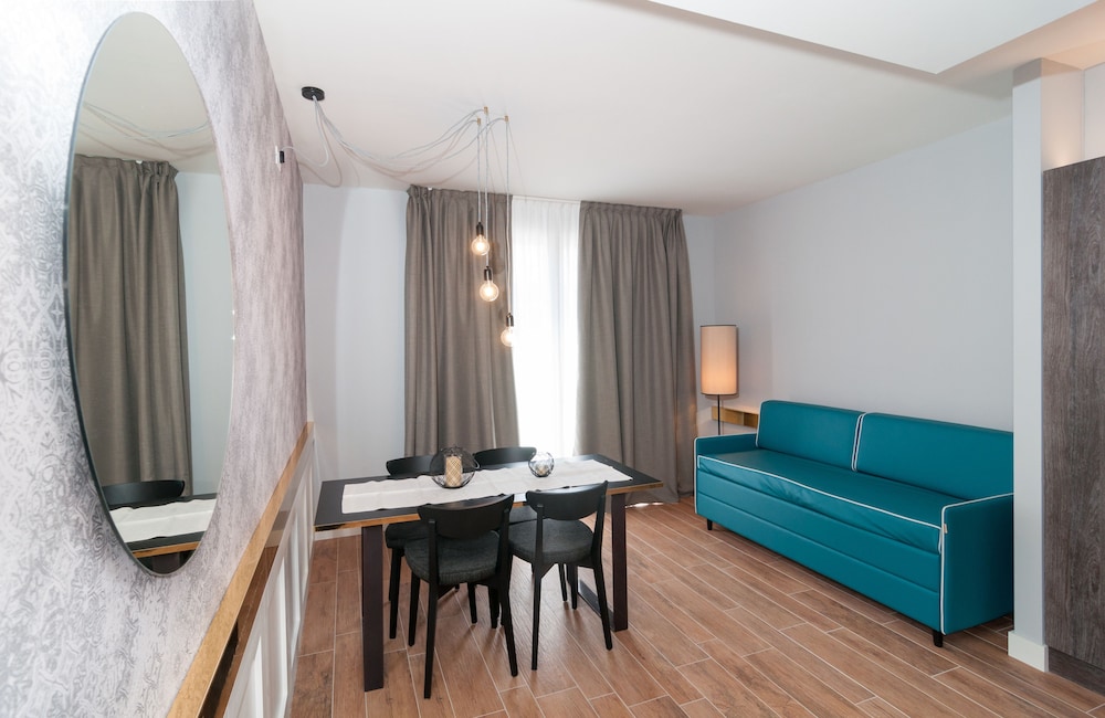 Residence Ten Suite 26/40