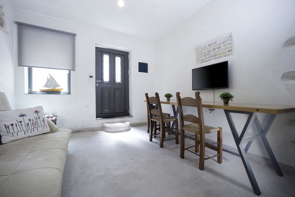 Evans House 32/50