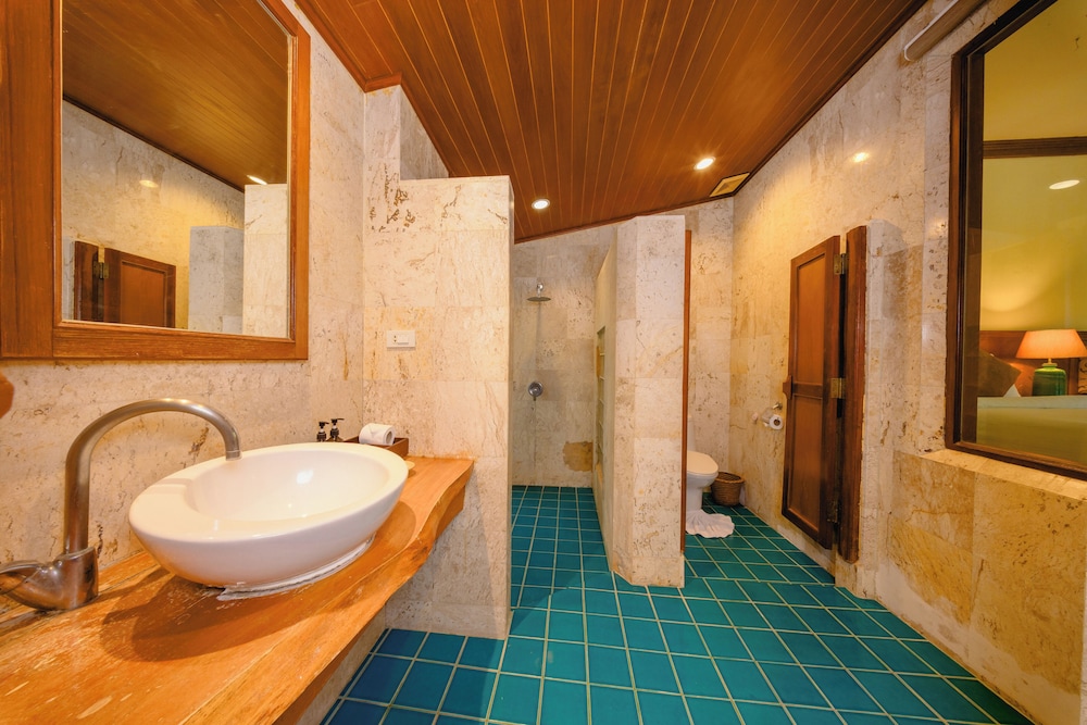 Tropical, Villa, Queen Bed، Sand Sea Resort Railay Beach 6/10