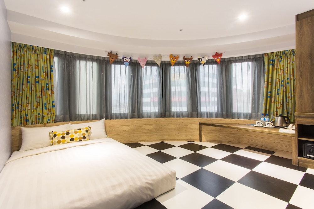Rf Hotel Sanchong 7/46