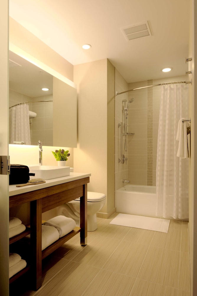 Hyatt Place Indianapolis / Fishers 21/69