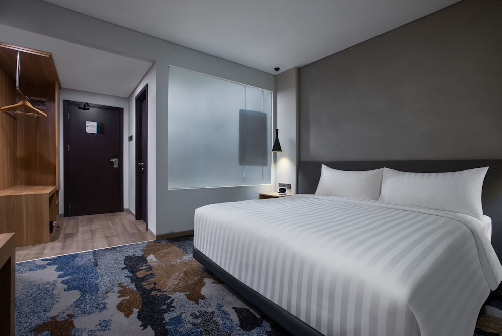 Aston Pekalongan Syariah Hotel and Conference Center 6/24