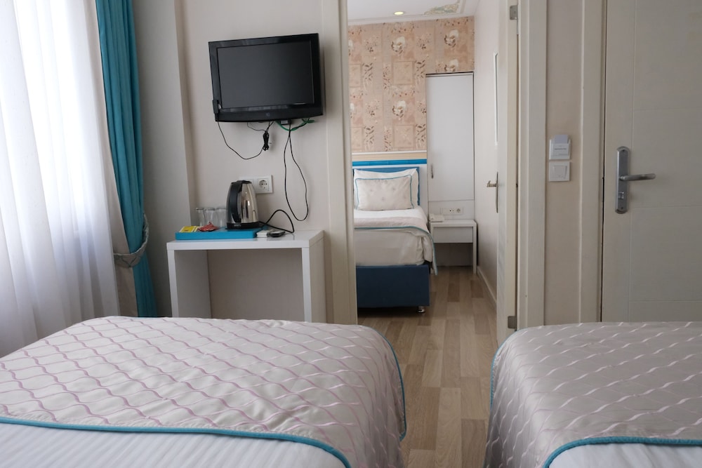 Star Holiday Hotel 37/68