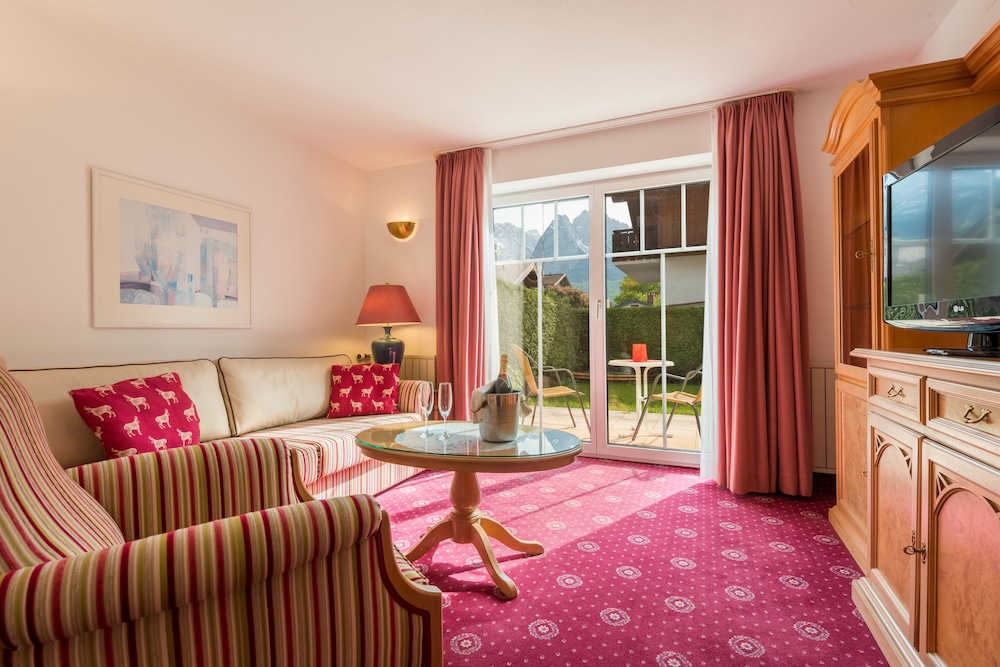 Hotel Rheinischer Hof 25/39