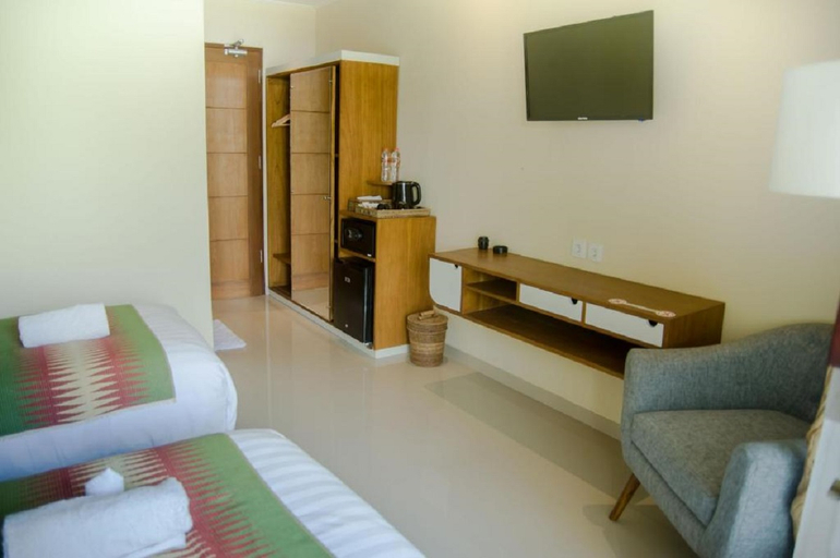Akatara Hotel 5/11