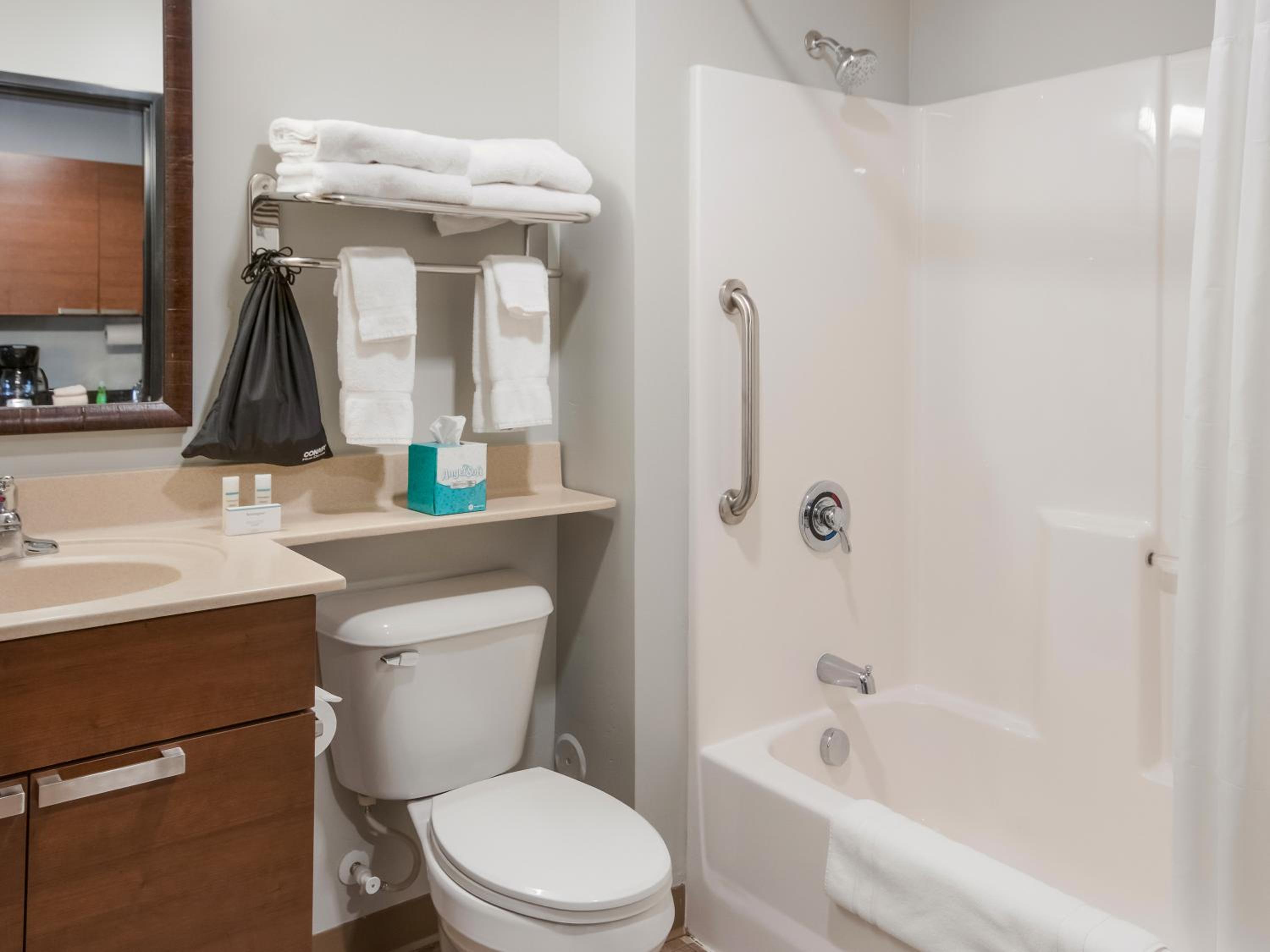غرفة قياسية بسرير كينج، My Place Hotel Brookings 8/10