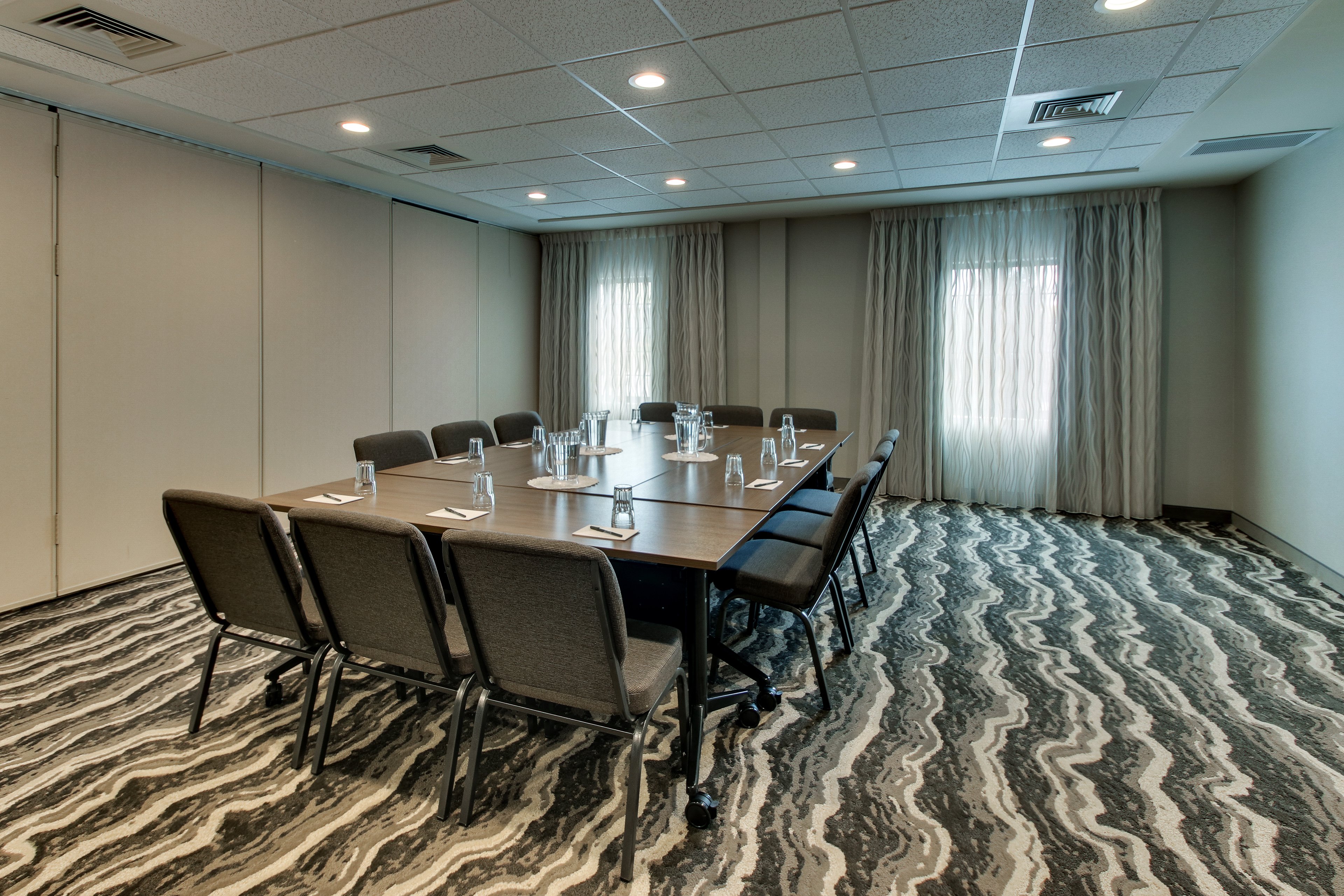 Staybridge Suites Missoula 51/59