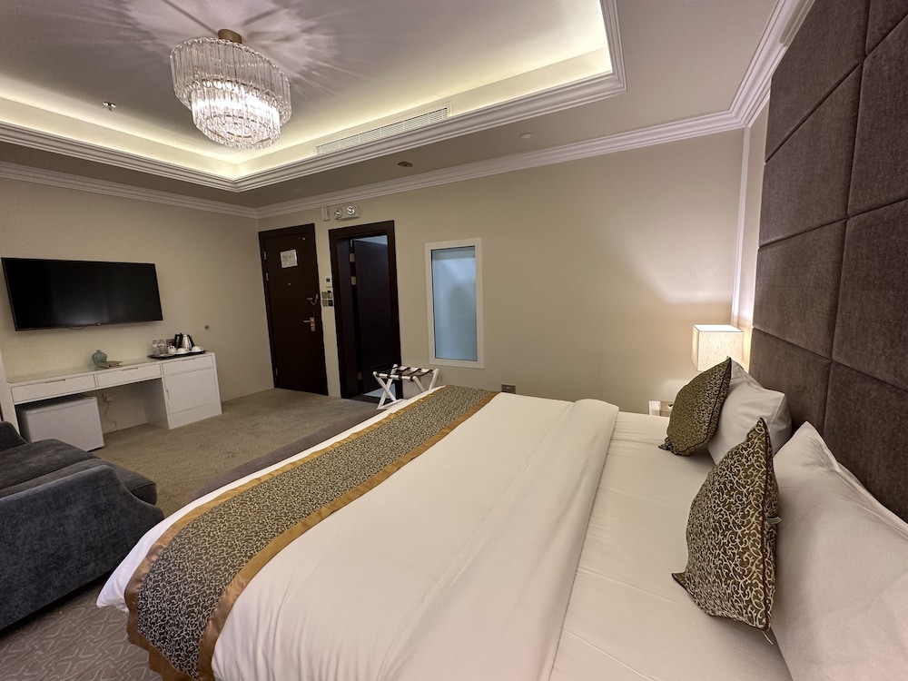 Remaj Hotel 11/51