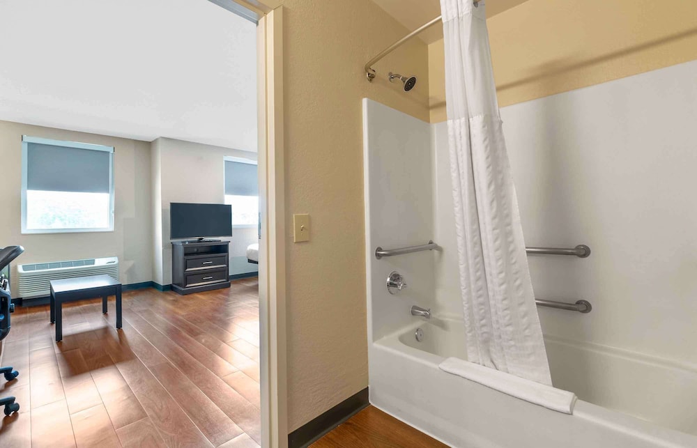 Extended Stay America Miami Airport Doral 25th St 56/56