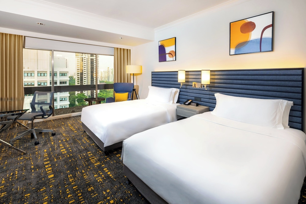 CLUB, TWIN BEDS, CLUB LOUNGE ACCESS