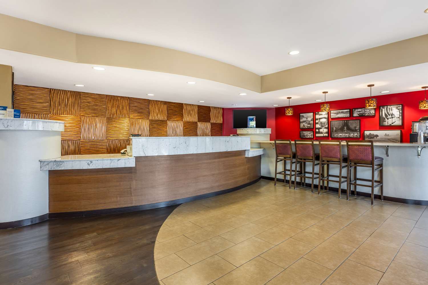 Best Western Plus Wine Country Inn & Suites 2/22