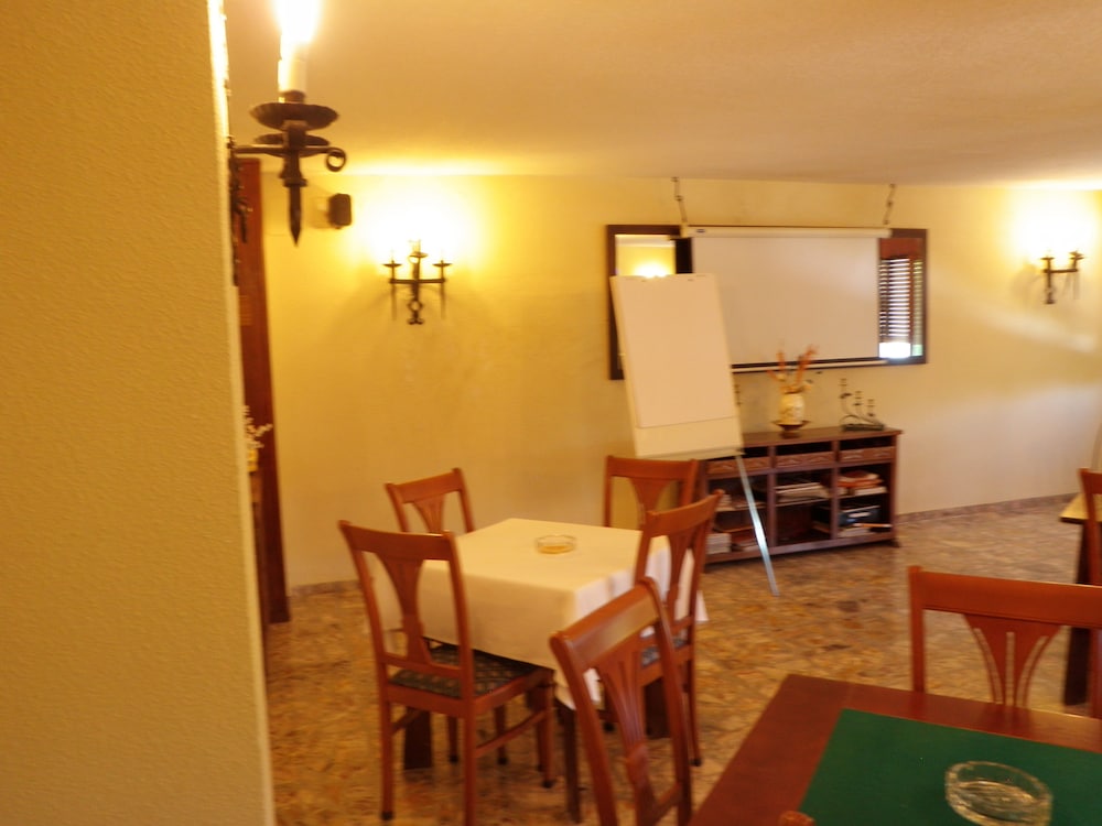 HOSTAL SIETE PICOS 19/46