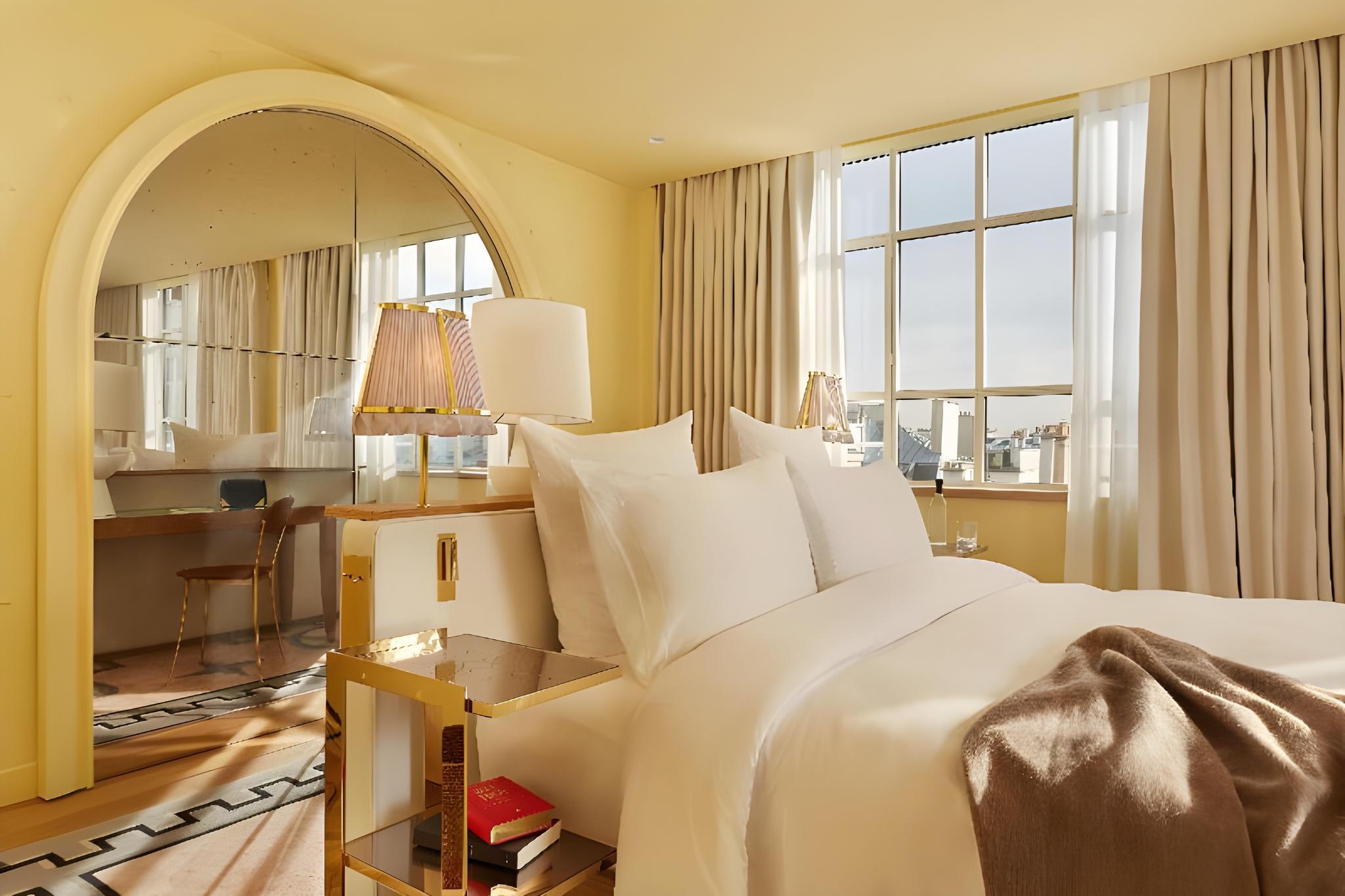 Valentine, Suite, Queen Bed