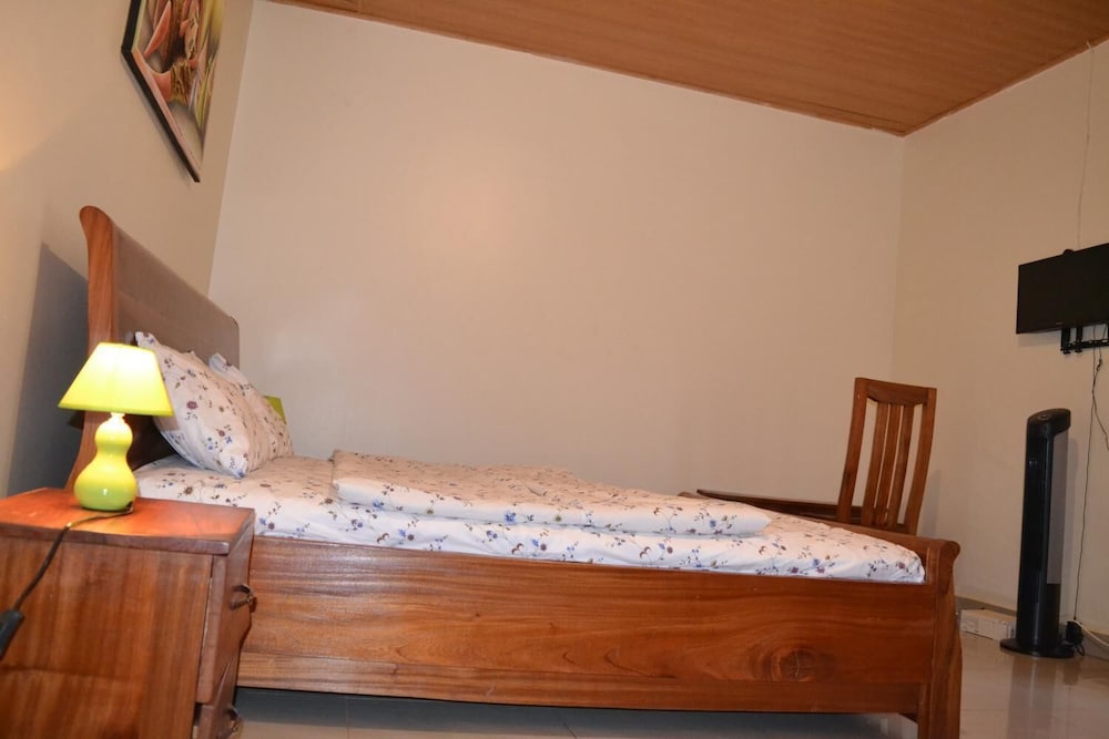 Keva Guest House 7/38