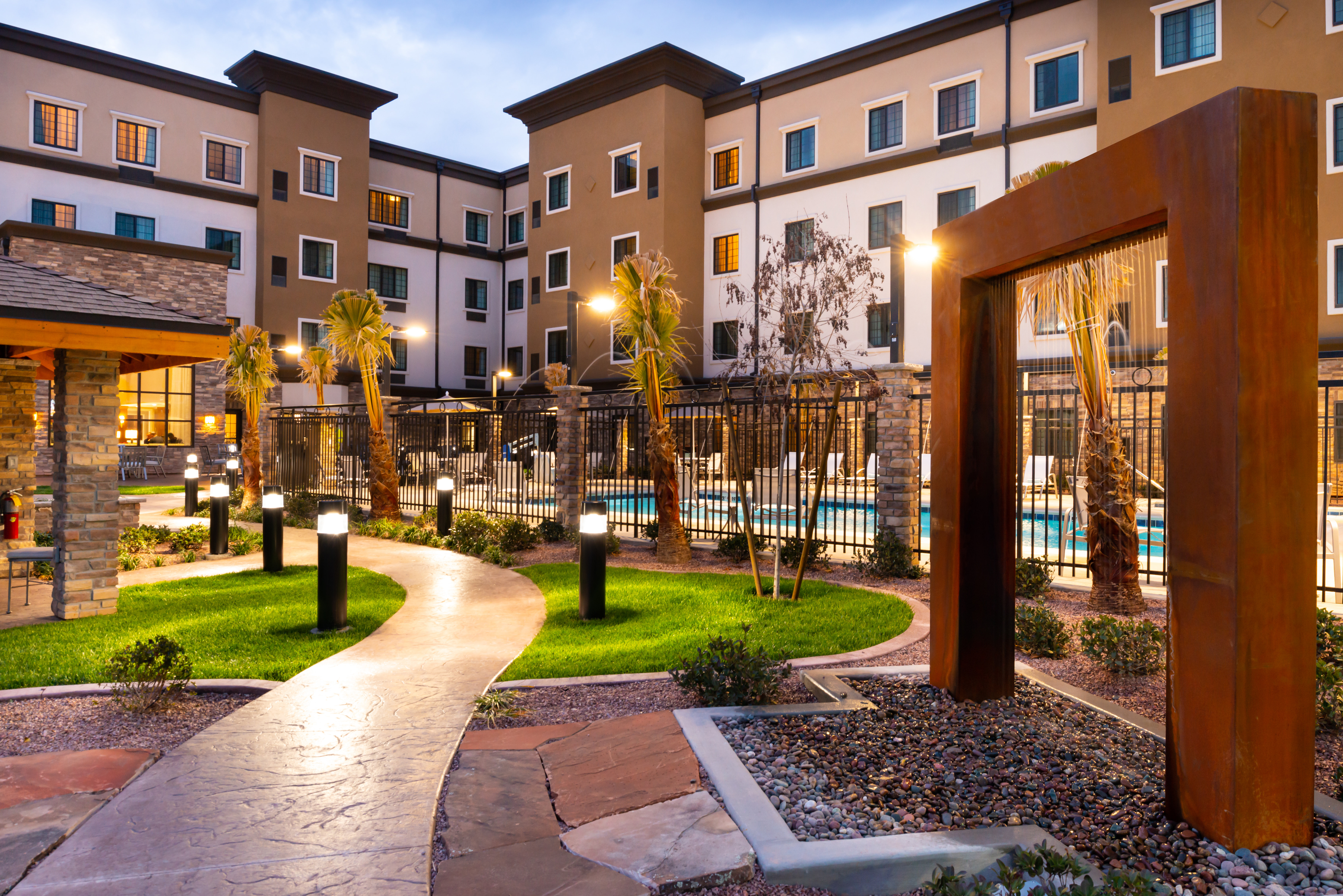 Staybridge Suites St George 61/67