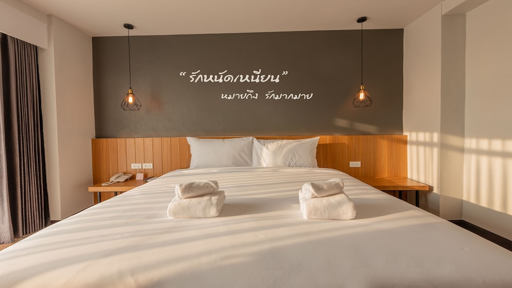 B2 Surat Thani Premier Hotel 14/38