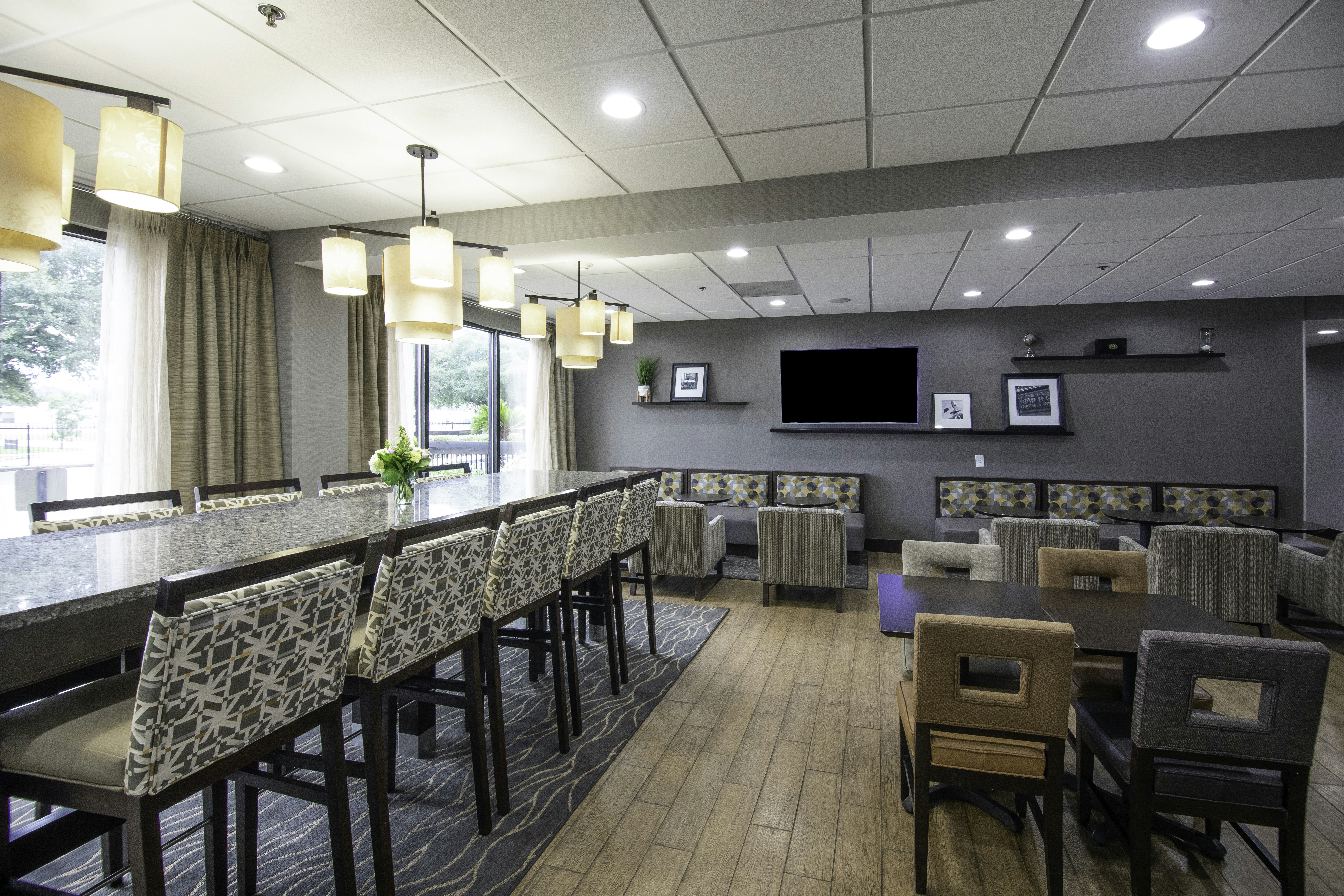 Hampton Inn Houston I-10W Energy Corridor 13/20