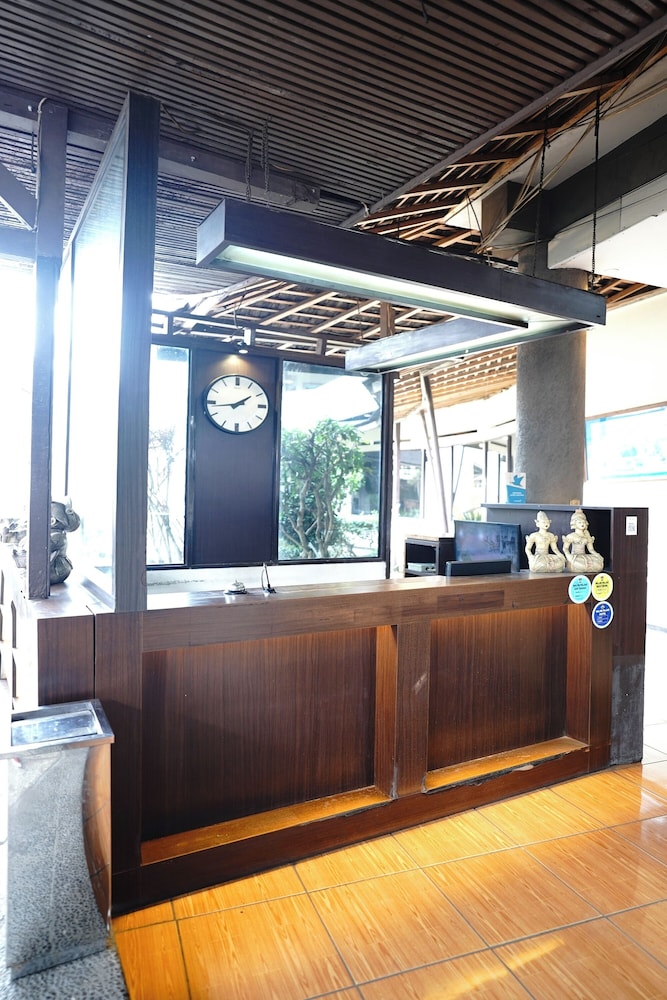 Saung Balibu Hotel 22/68