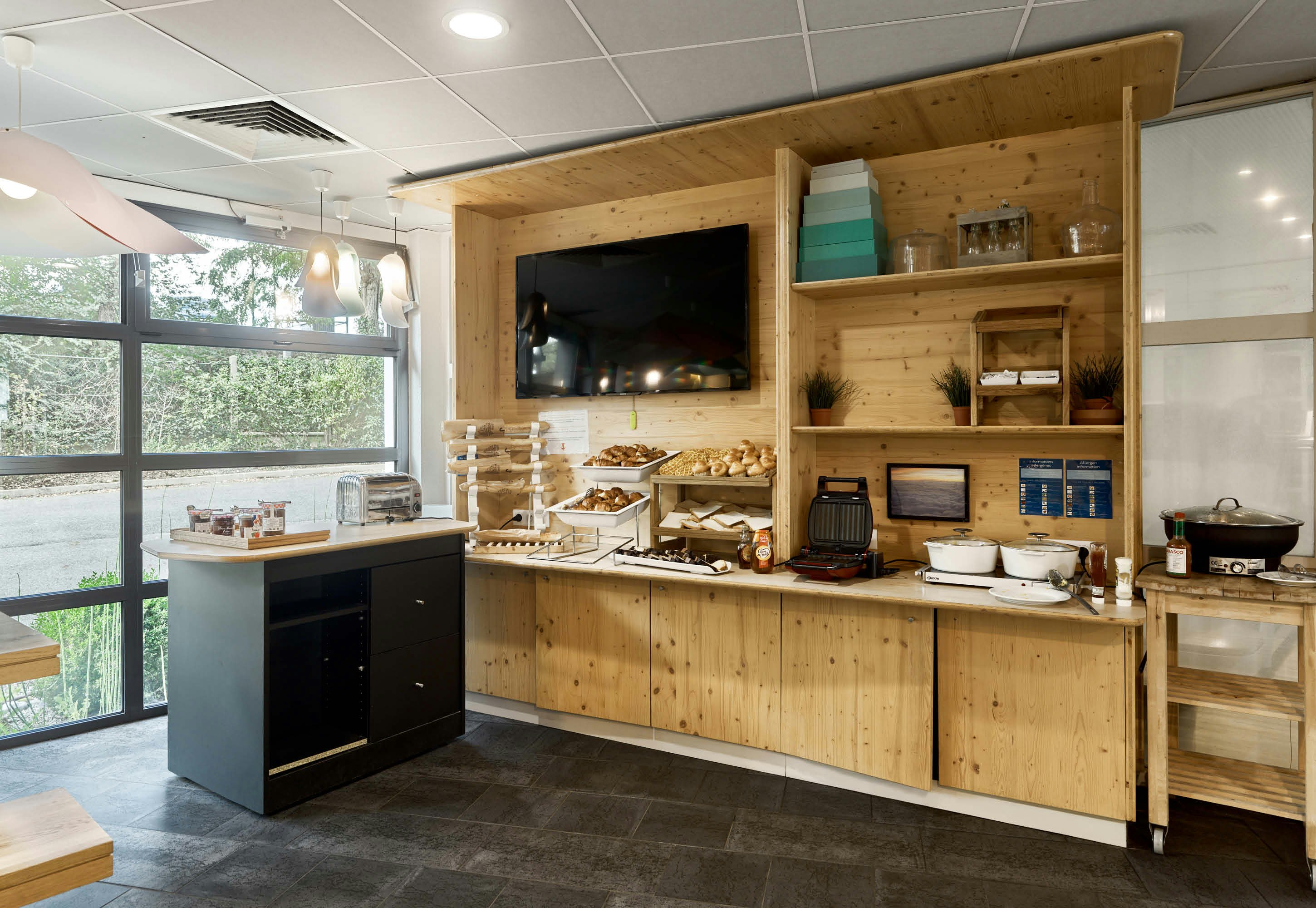 B&B HOME Velizy 5/25