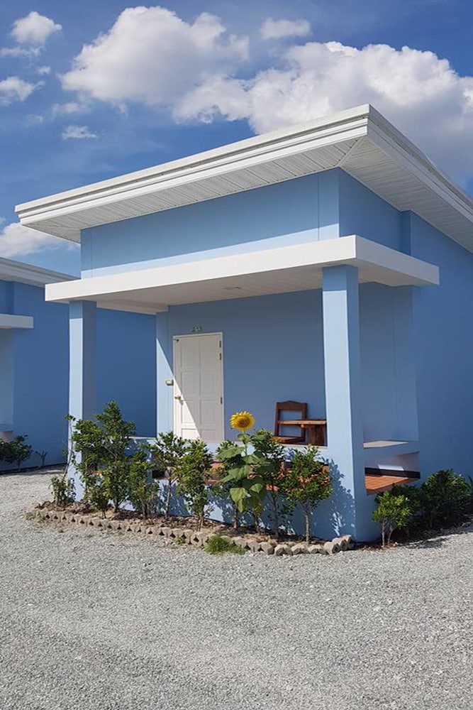 Pt House Resort 9/42
