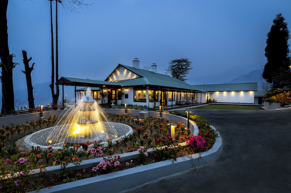 Ama Stays & Trails Puttabong Cottage, Darjeeling 3/50