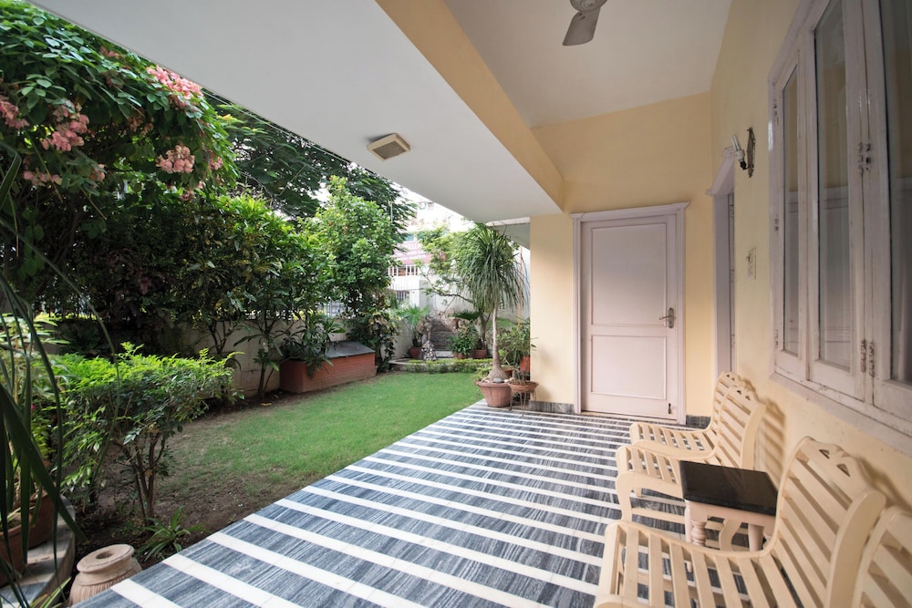 Praskash Kutir 60/70