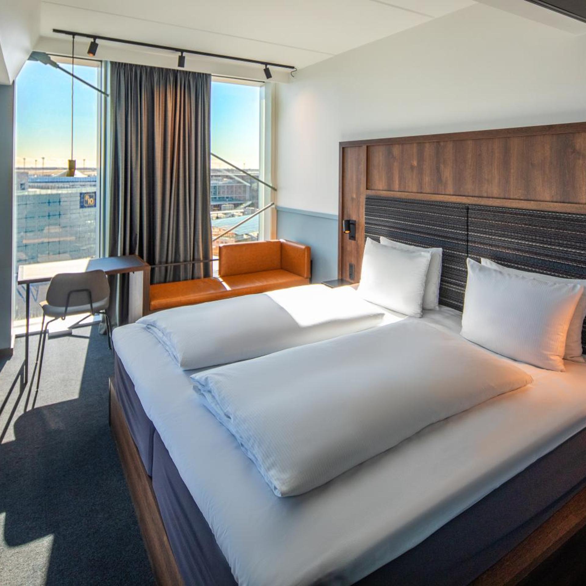 Standard, King Bed, Comfort Hotel Copenhagen Airport 3/6