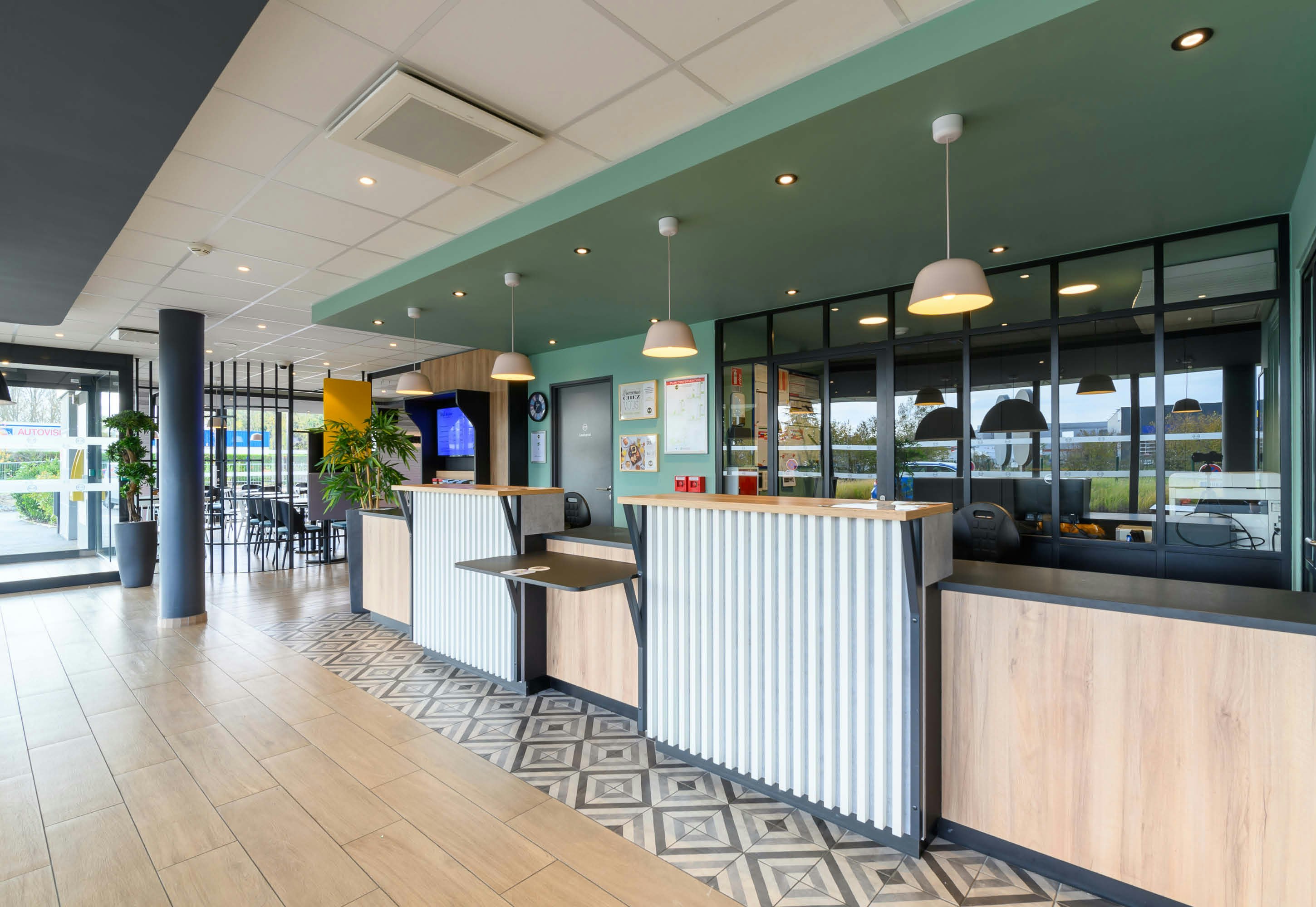 B&B Hotel Compiegne 6/29